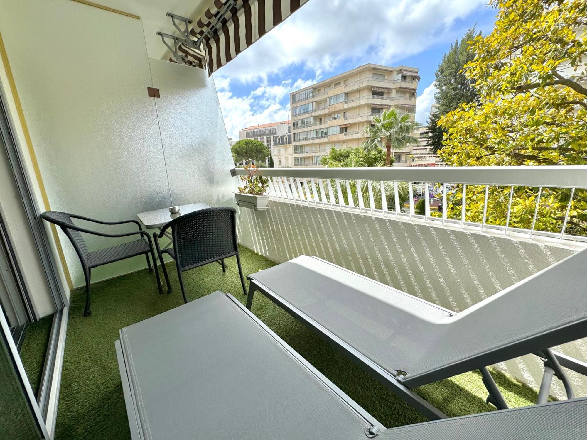 Comfort Double Room Terrace Garden View