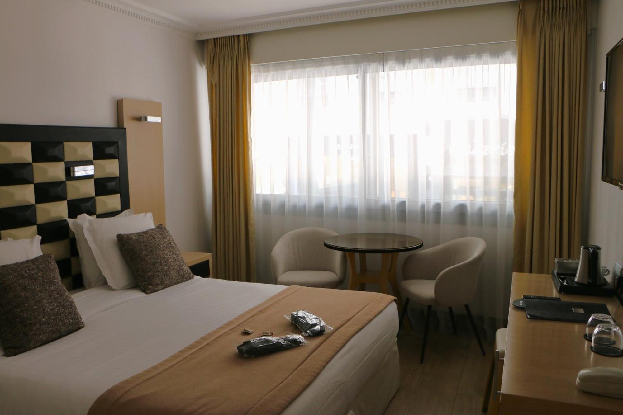 Comfort Double Room City View